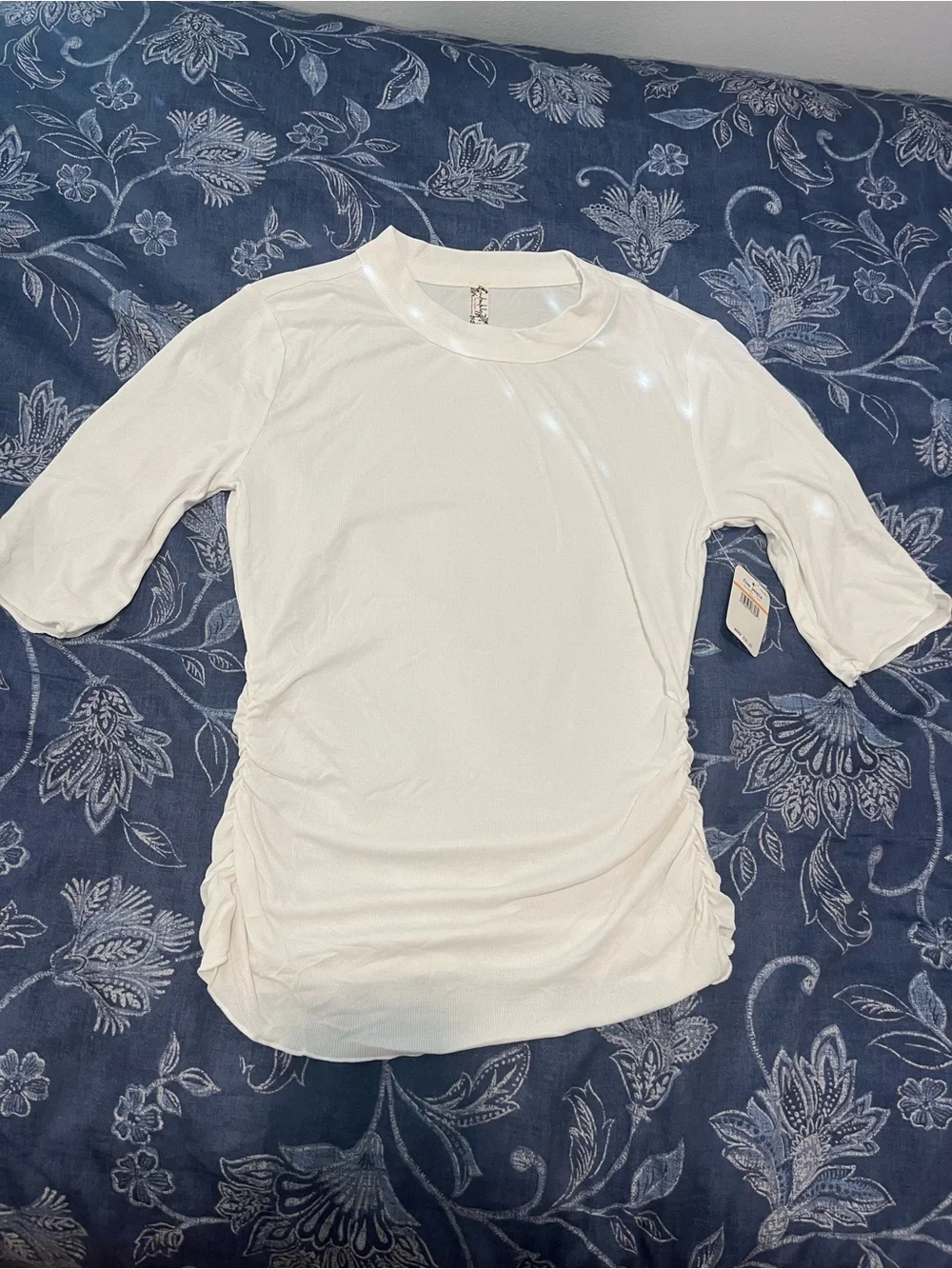Free People White Short-Sleeve Ruched Side Tee